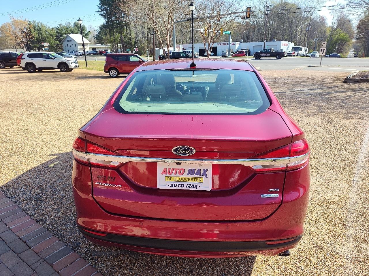 Ford Fusion SE FWD 2018