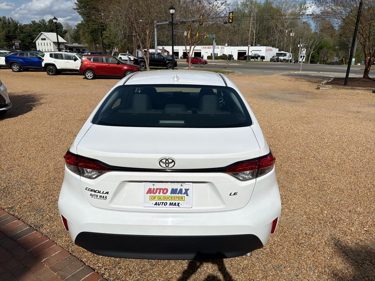 Toyota Corolla LE CVT (Natl) 2024