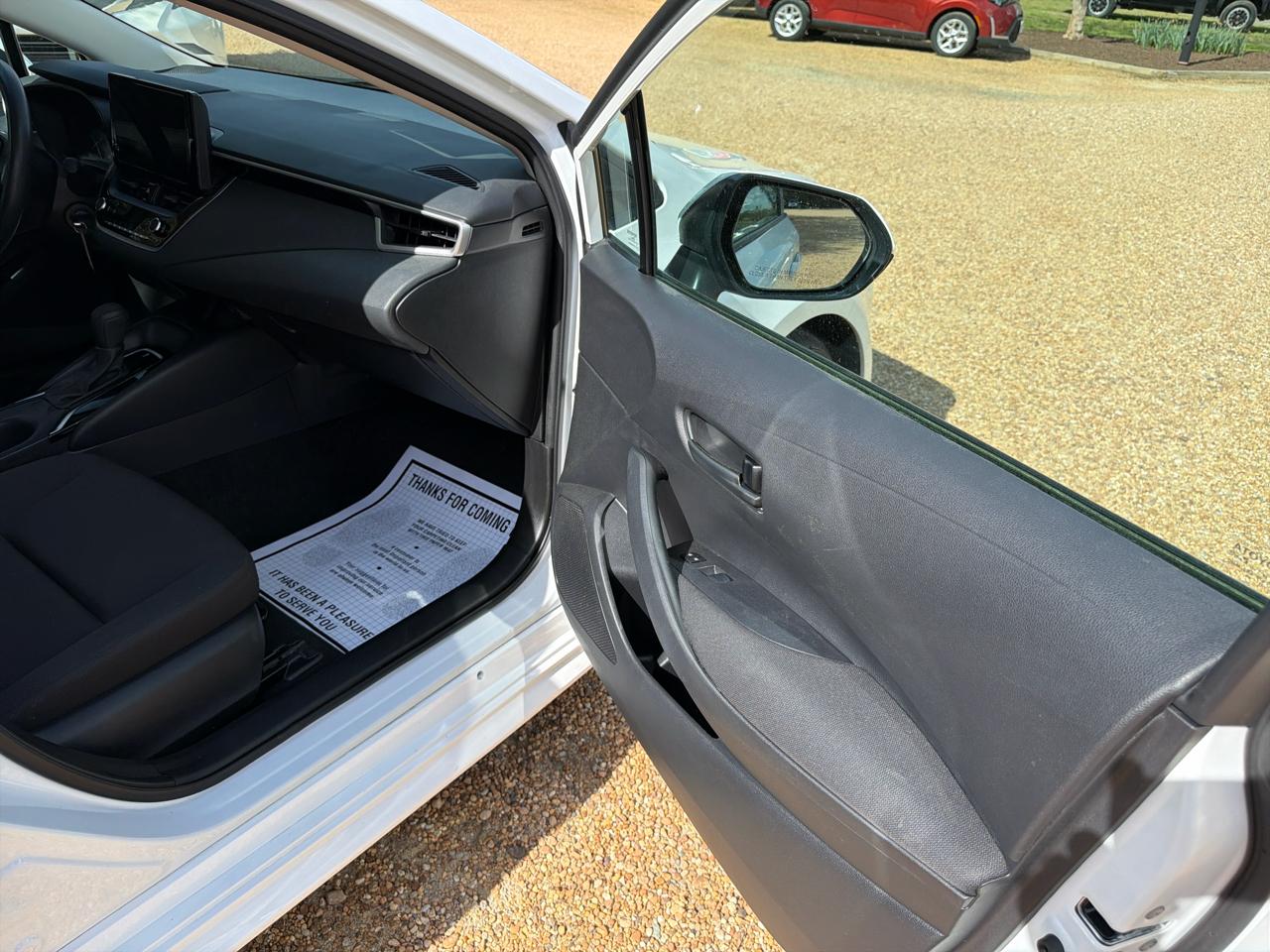 Toyota Corolla LE CVT (Natl) 2024