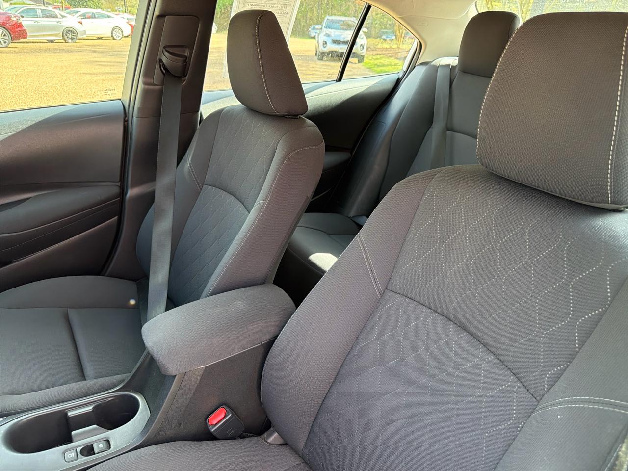 Toyota Corolla LE CVT (Natl) 2024