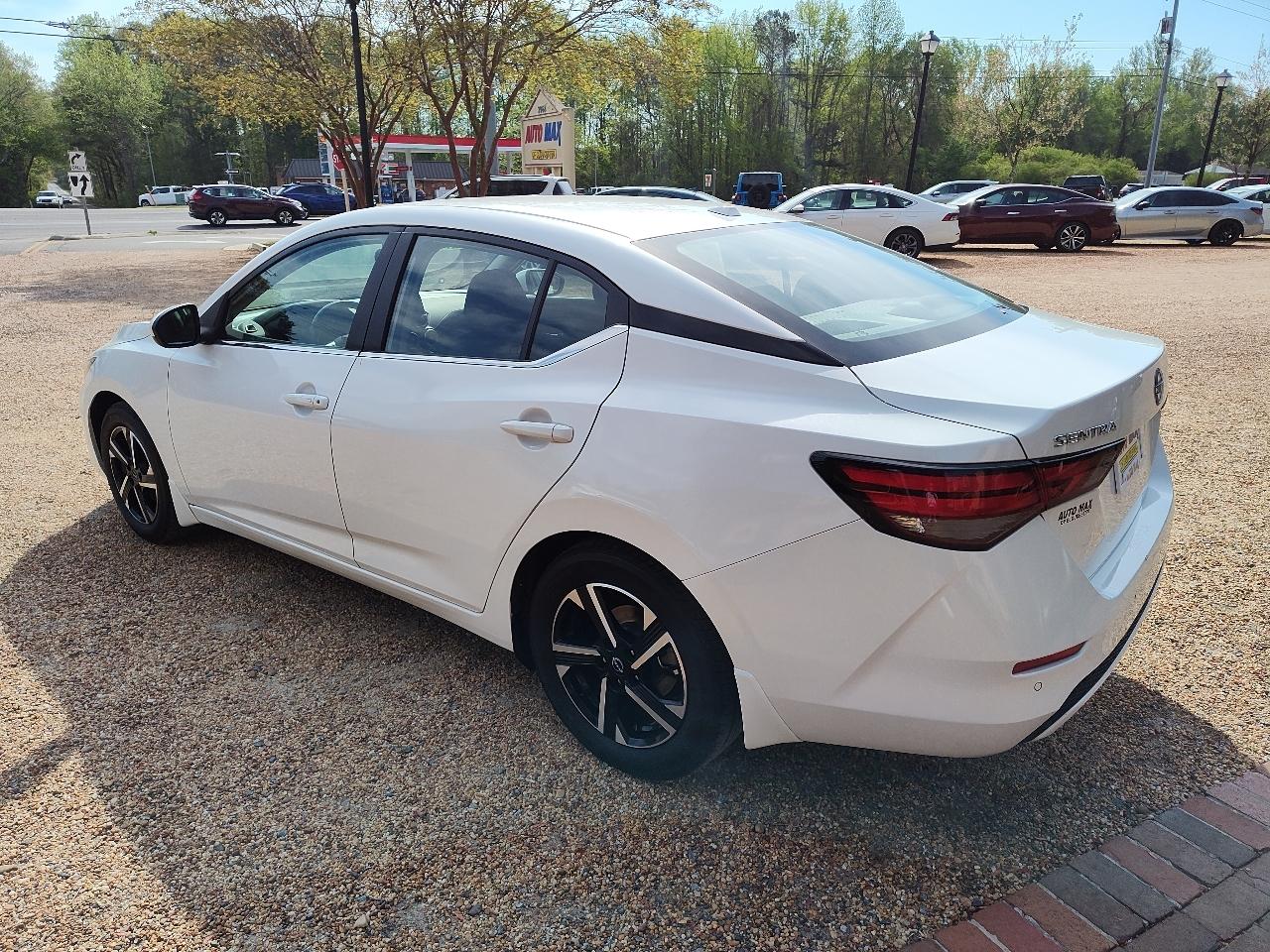 Nissan Sentra SV CVT 2024