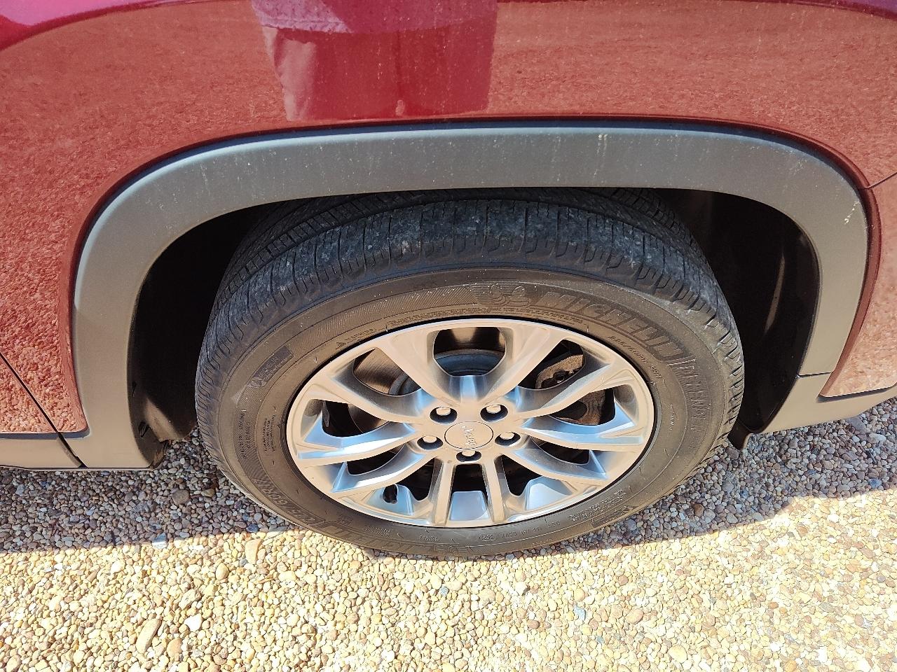 Jeep Cherokee Latitude Plus FWD 2019