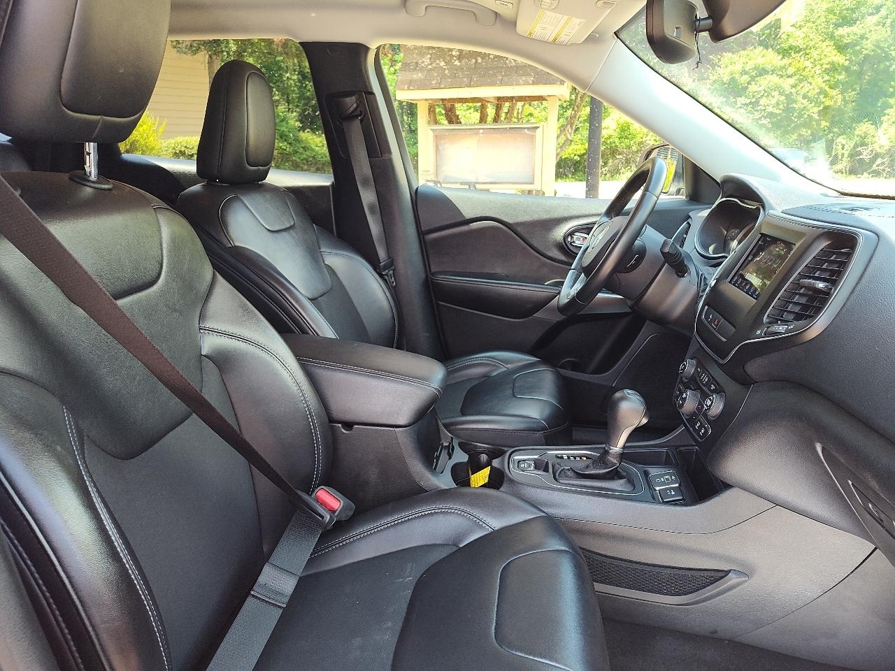 Jeep Cherokee Latitude Plus FWD 2019