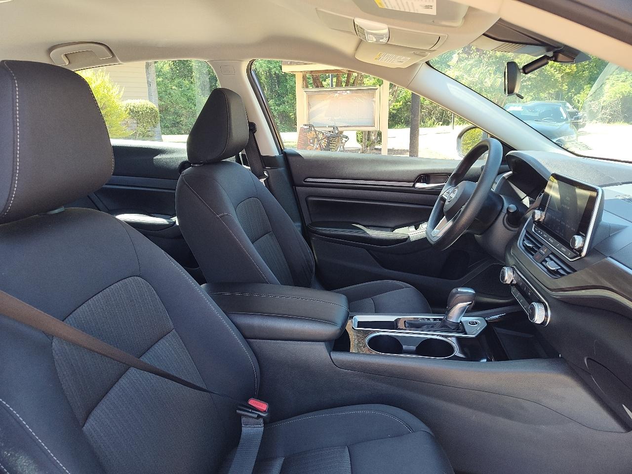 Nissan Altima 2.5 SV Sedan 2024