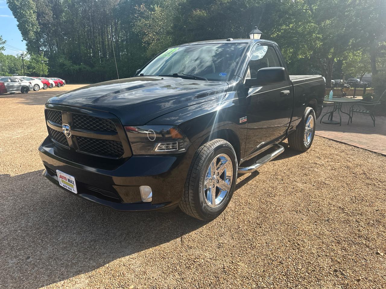 RAM 1500 2WD Reg Cab 120.5" Express 2014