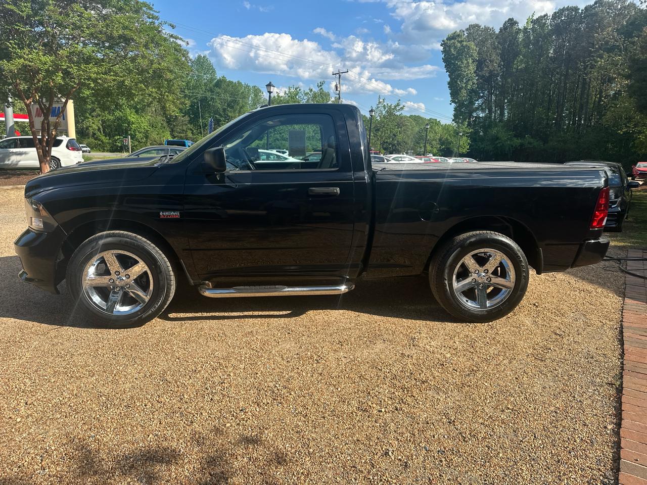 RAM 1500 2WD Reg Cab 120.5" Express 2014