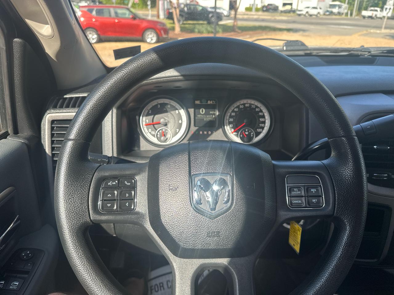 RAM 1500 2WD Reg Cab 120.5" Express 2014