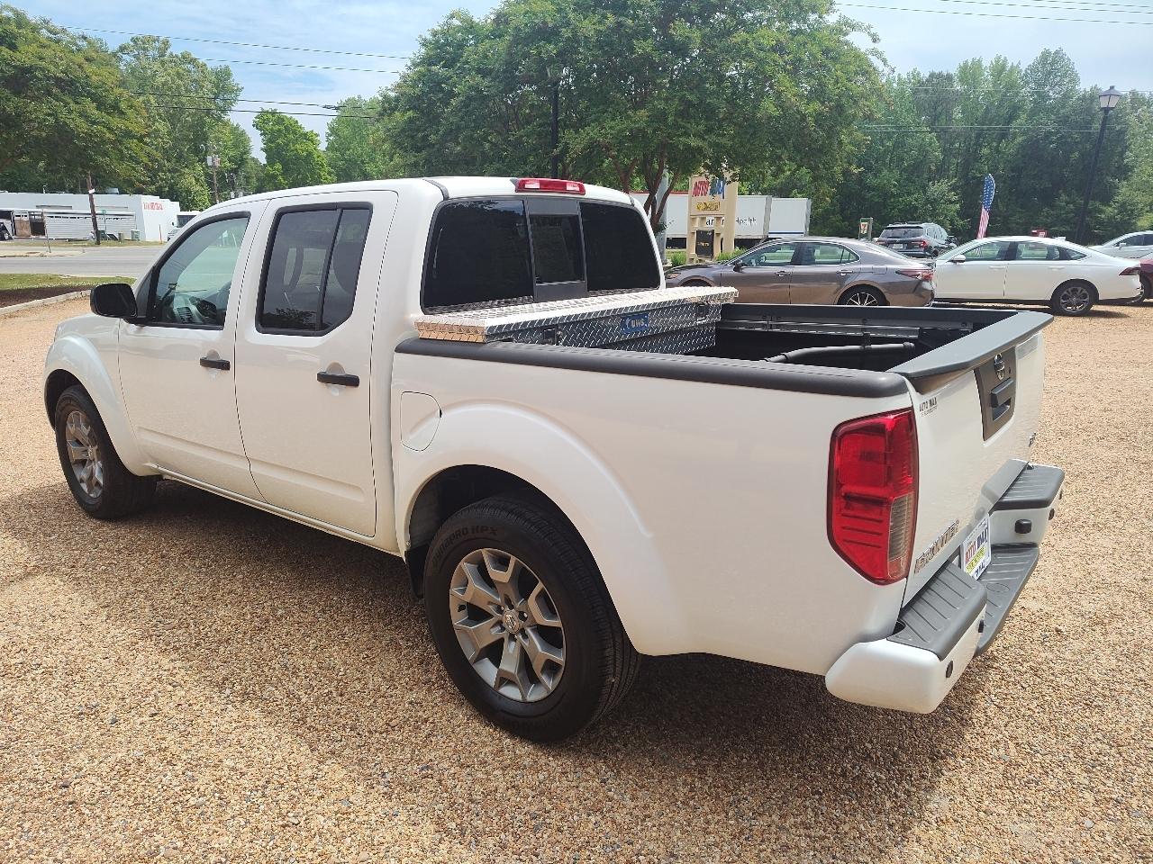 Nissan Frontier Crew Cab 4x2 SV Auto 2020