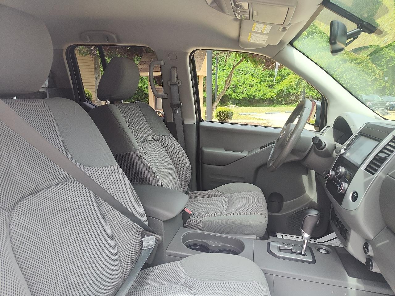 Nissan Frontier Crew Cab 4x2 SV Auto 2020