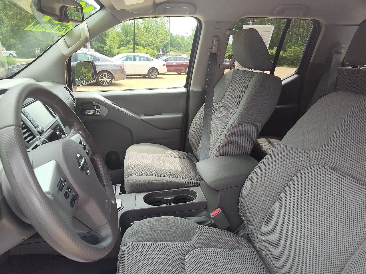 Nissan Frontier Crew Cab 4x2 SV Auto 2020
