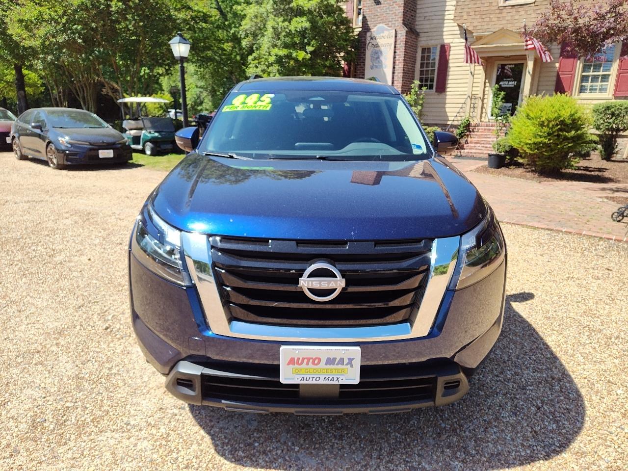 Nissan Pathfinder SV 2WD 2025