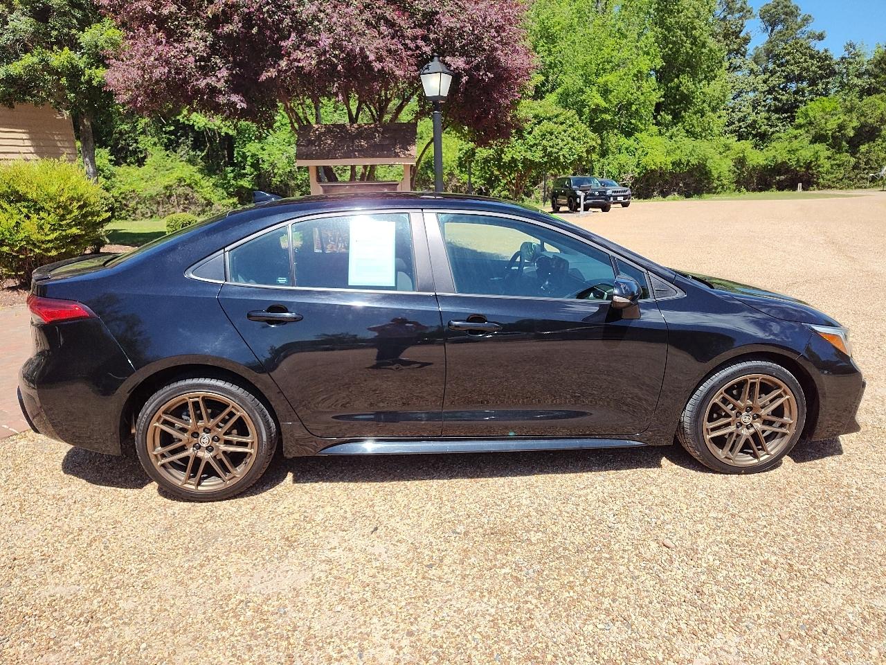 Toyota Corolla SE Nightshade 2024