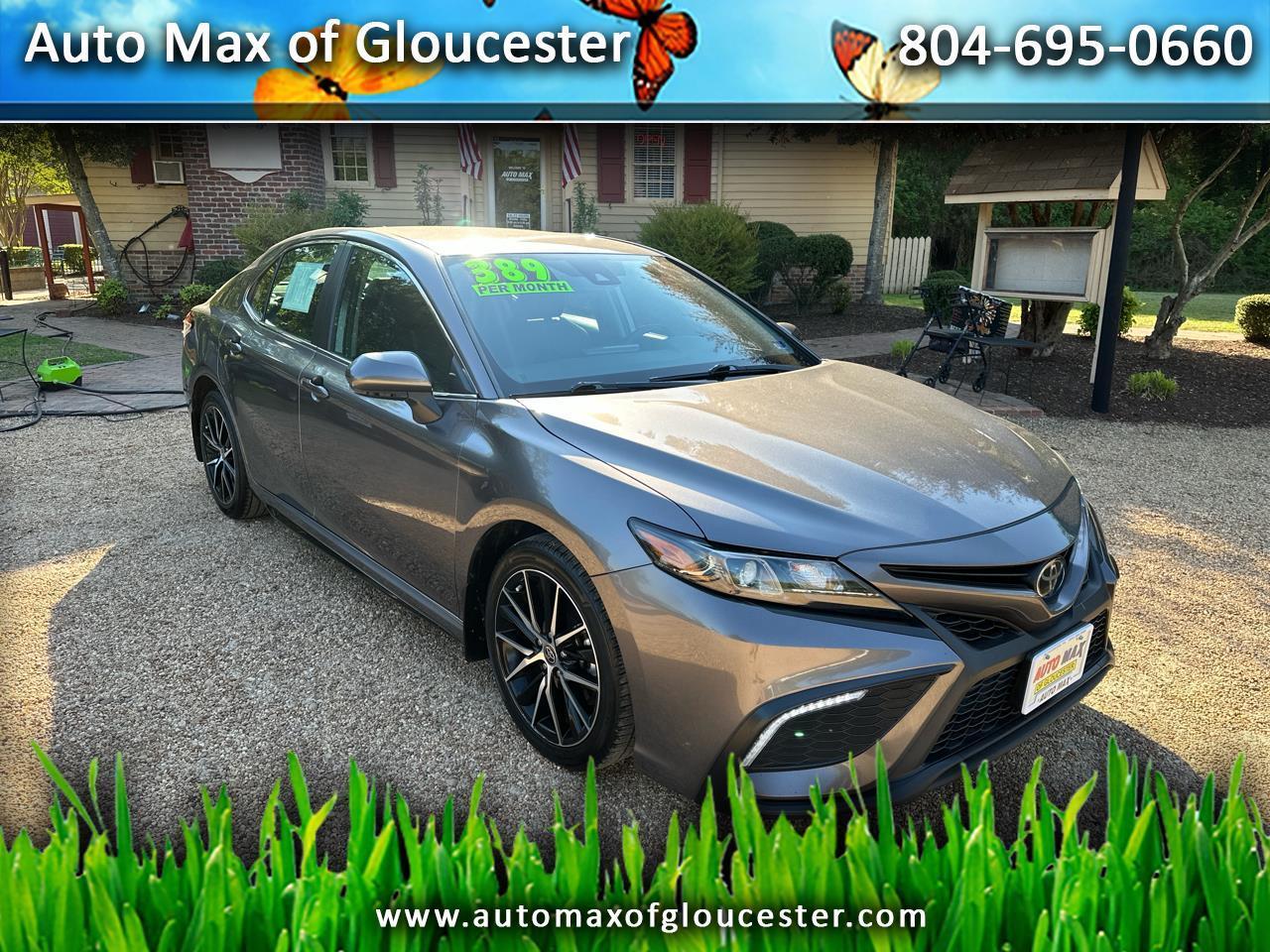 Toyota Camry SE Auto (Natl) 2024