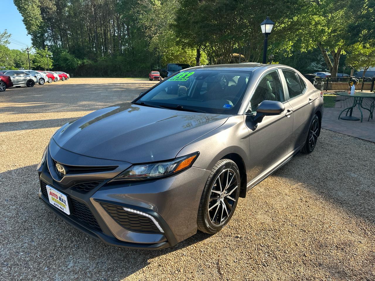 Toyota Camry SE Auto (Natl) 2024