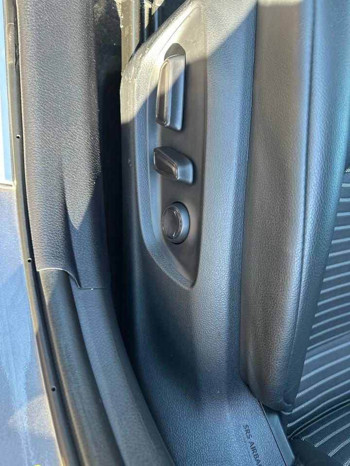 Toyota Camry SE Auto (Natl) 2024