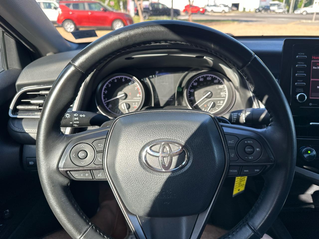 Toyota Camry SE Auto (Natl) 2024