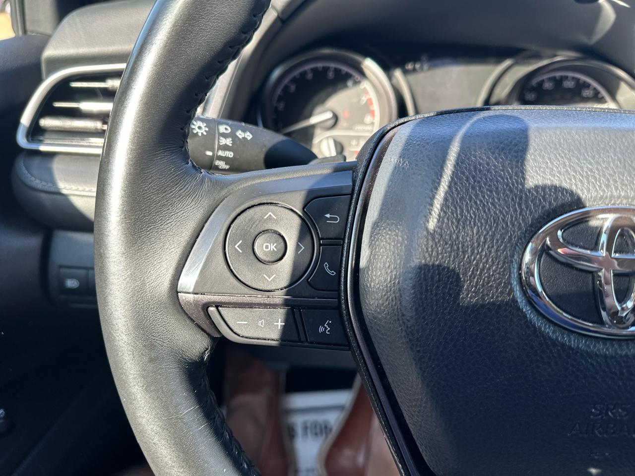 Toyota Camry SE Auto (Natl) 2024