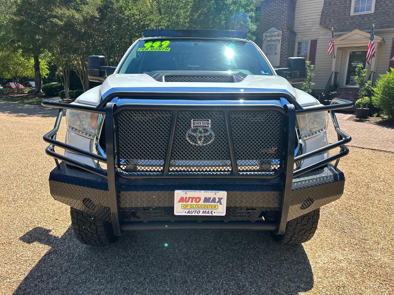 Toyota Tundra 4WD Truck Double Cab 5.7L FFV V8 6-Spd AT SR (Natl) 2015