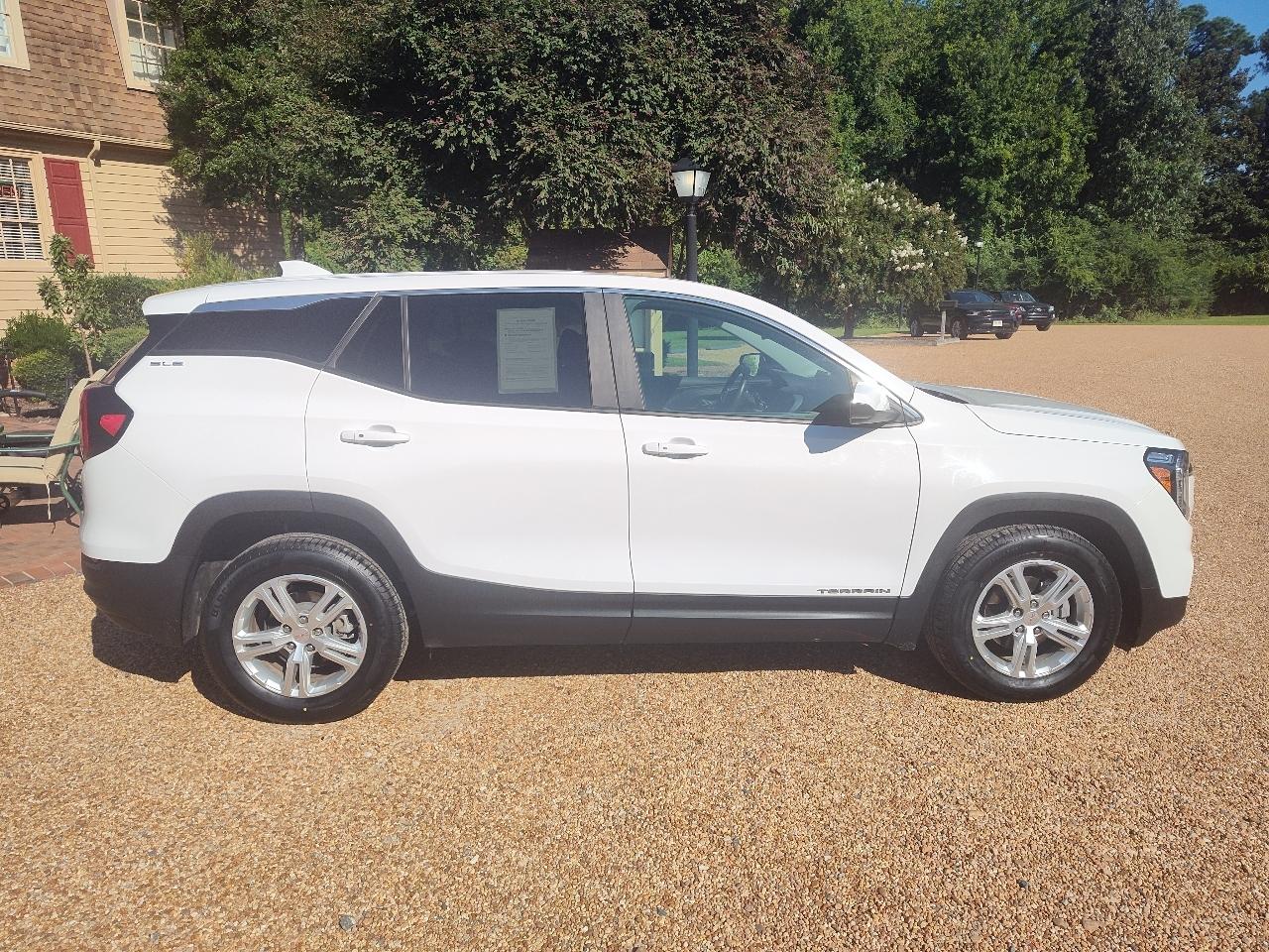 GMC Terrain FWD 4dr SLE 2024
