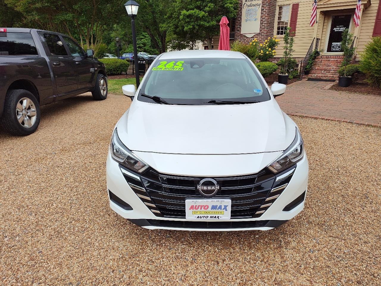 Nissan Versa SV CVT 2024