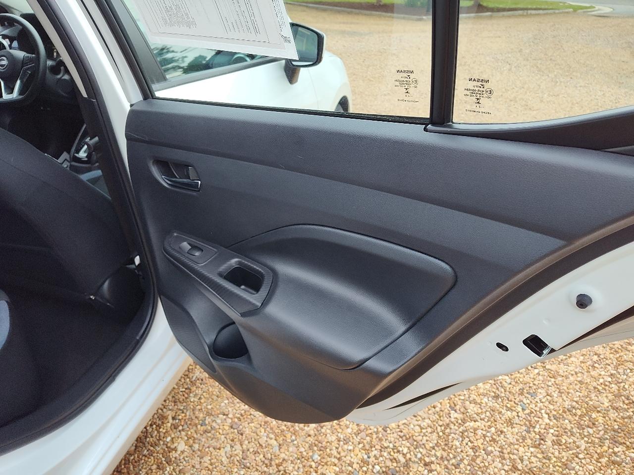 Nissan Versa SV CVT 2024