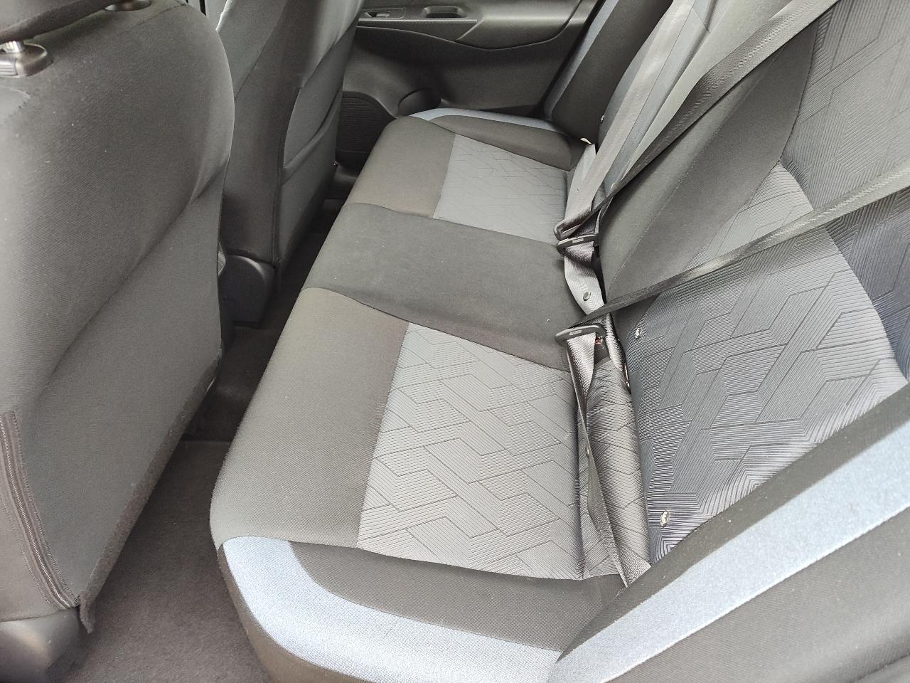 Nissan Versa SV CVT 2024