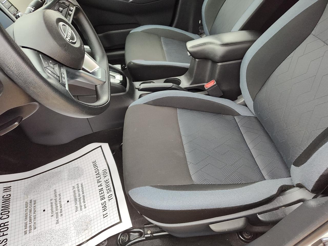 Nissan Versa SV CVT 2024