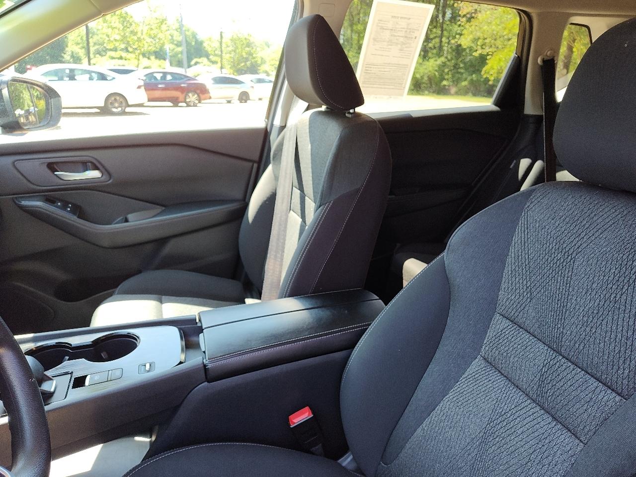 Nissan Rogue FWD SV 2024