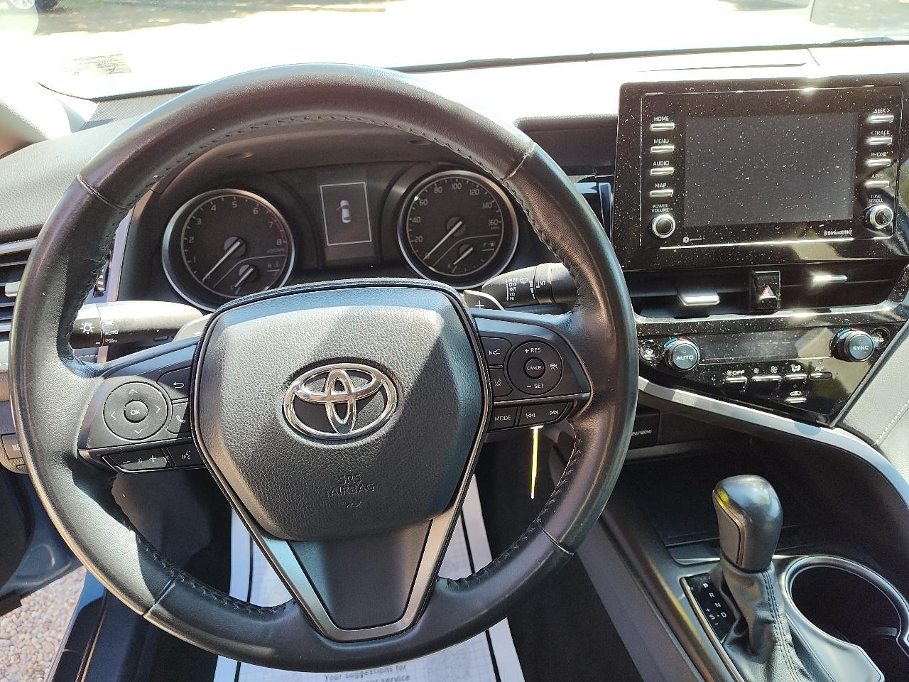 Toyota Camry SE Auto (Natl) 2024