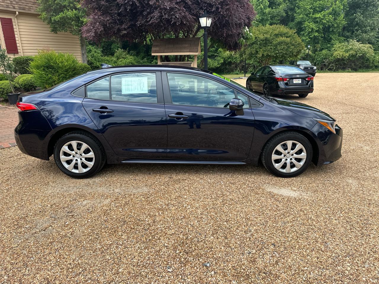 Toyota Corolla LE CVT (Natl) 2024