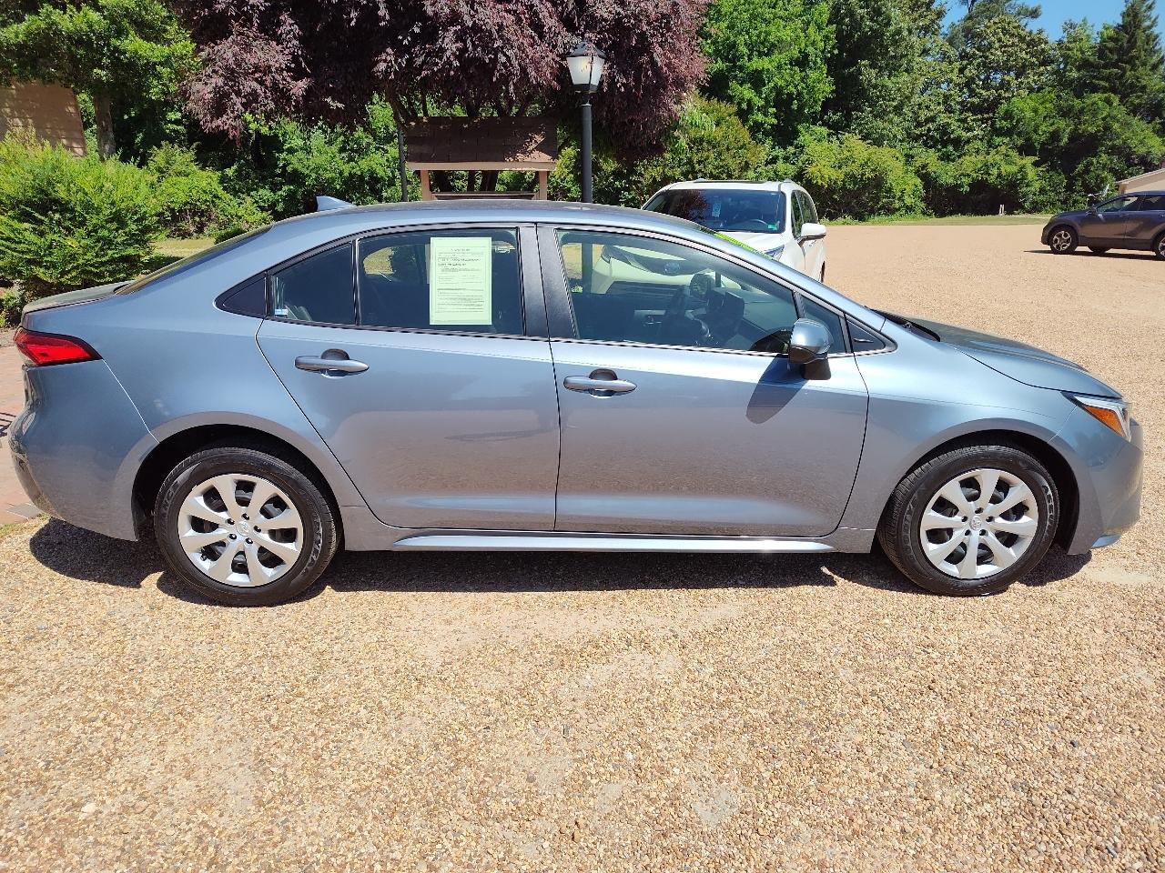 Toyota Corolla Hybrid LE FWD (Natl) 2024