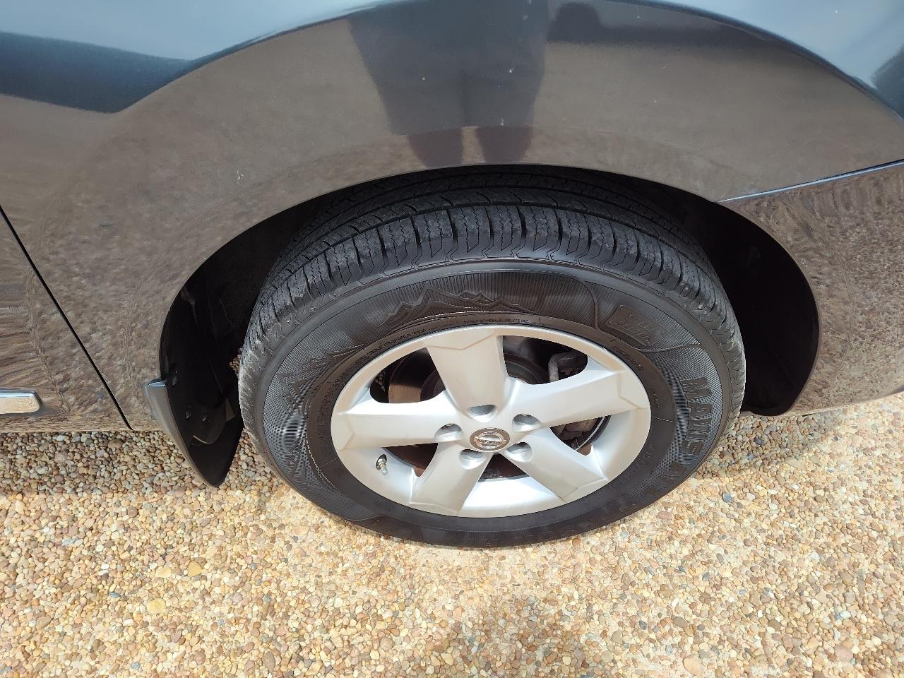 Nissan Rogue FWD 4dr S 2013
