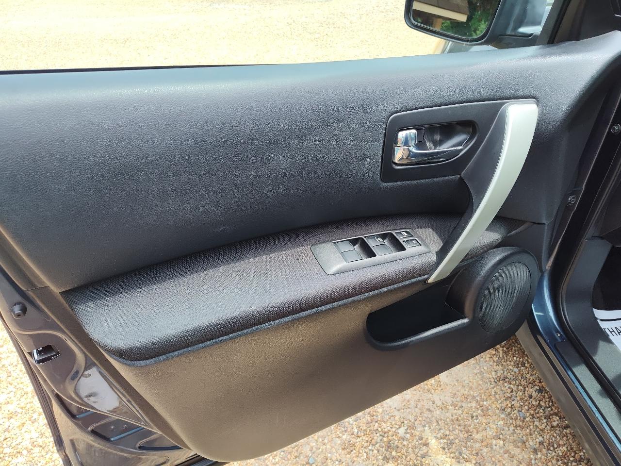 Nissan Rogue FWD 4dr S 2013
