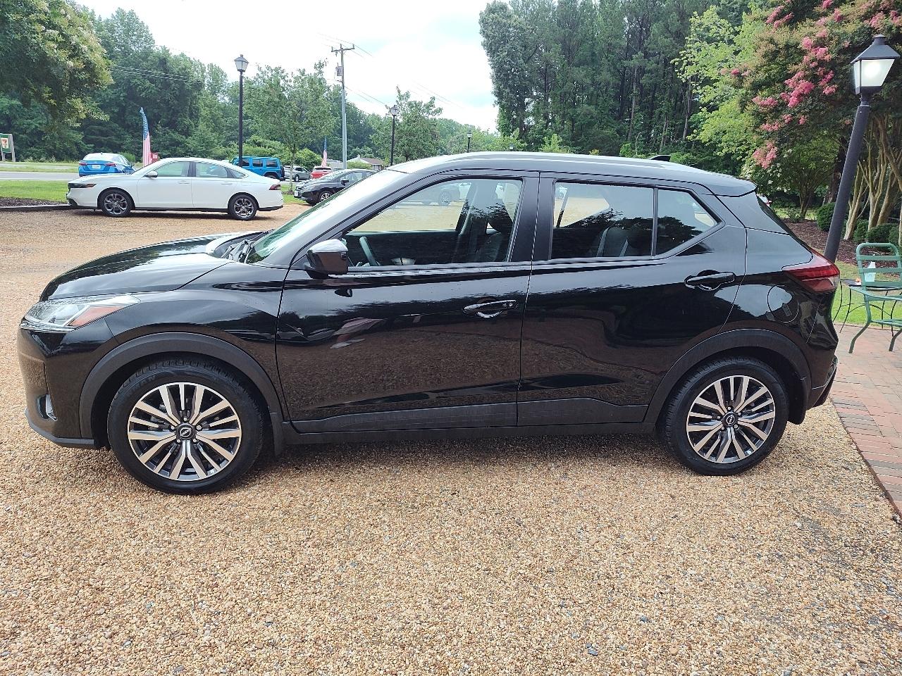 Nissan Kicks SV FWD 2023