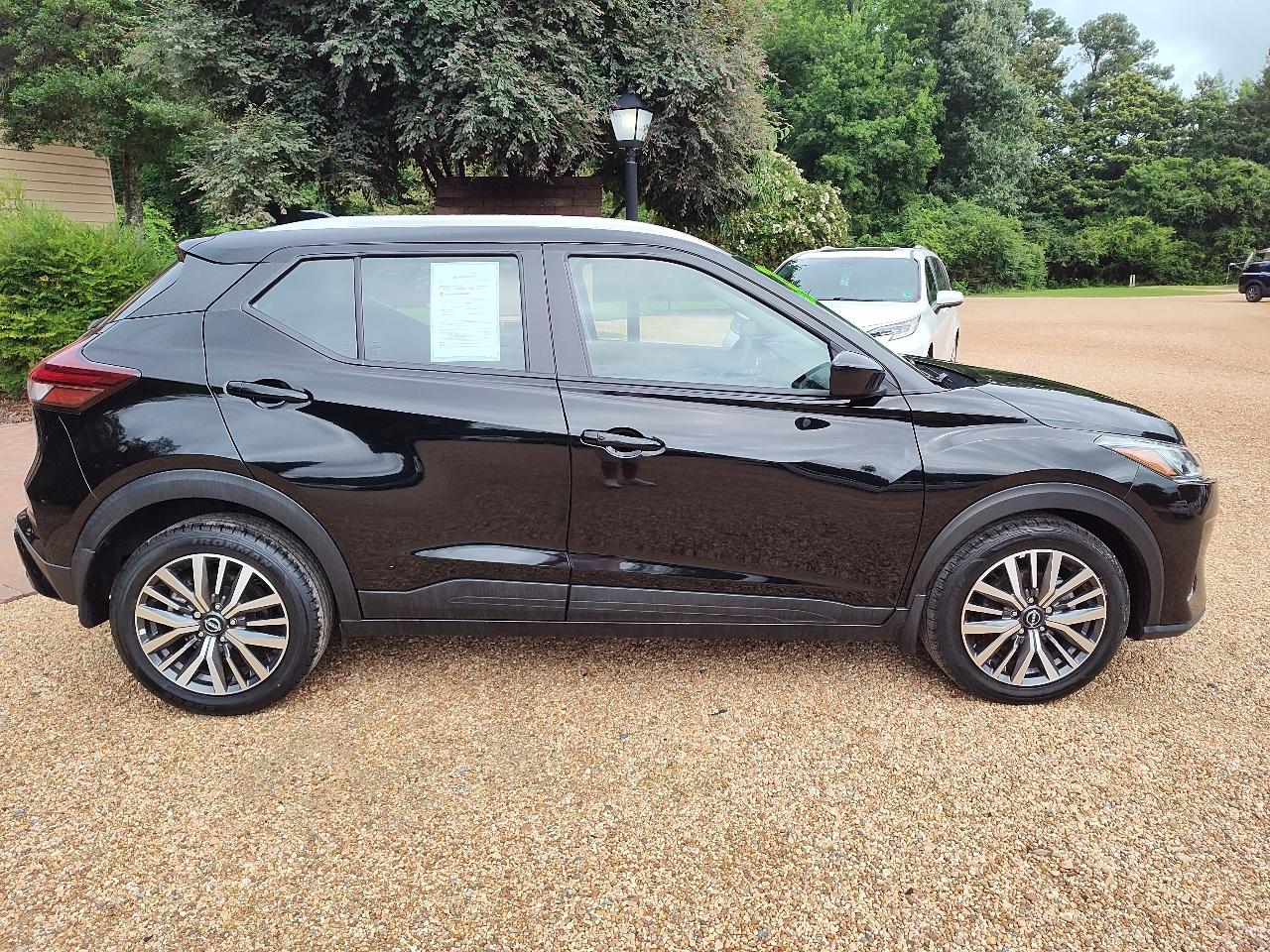 Nissan Kicks SV FWD 2023