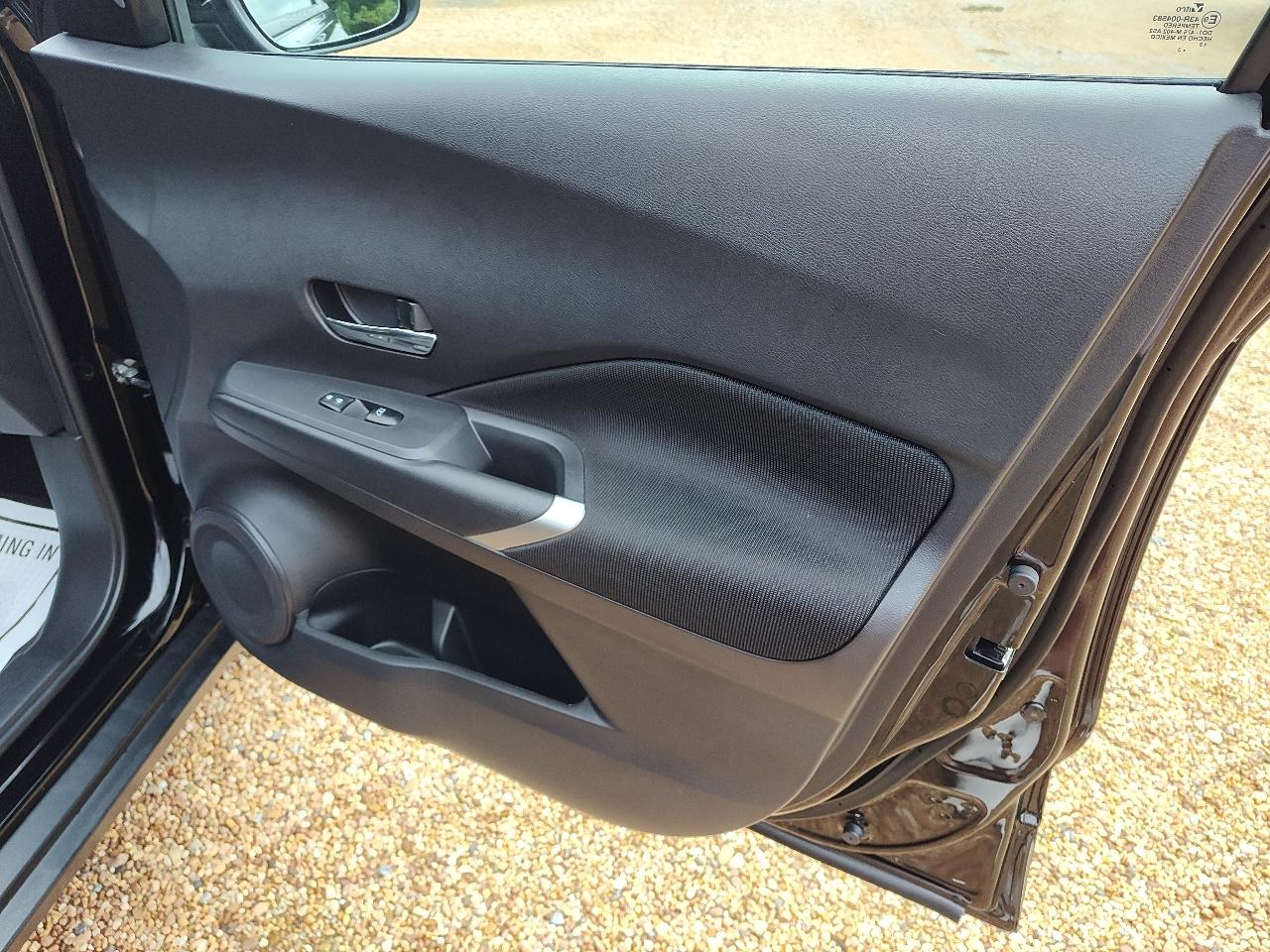 Nissan Kicks SV FWD 2023