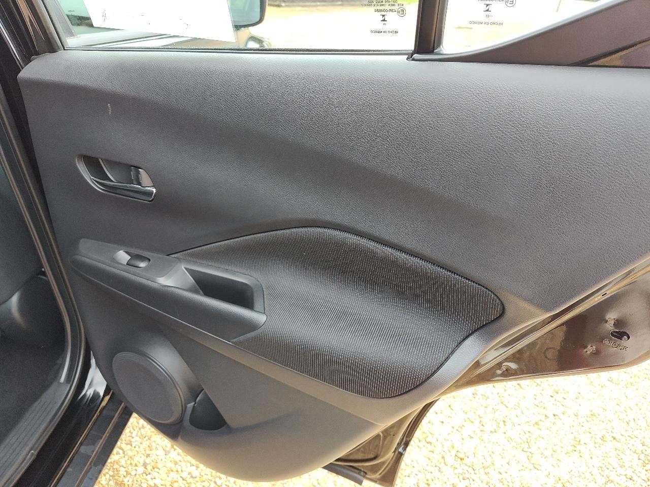 Nissan Kicks SV FWD 2023