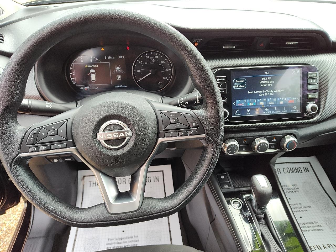 Nissan Kicks SV FWD 2023