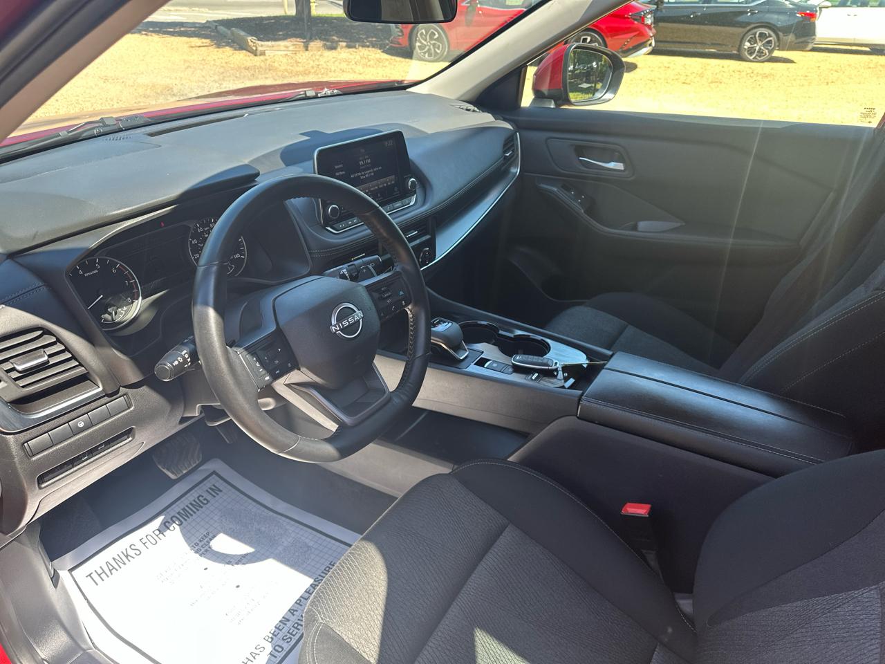 Nissan Rogue FWD SV 2025