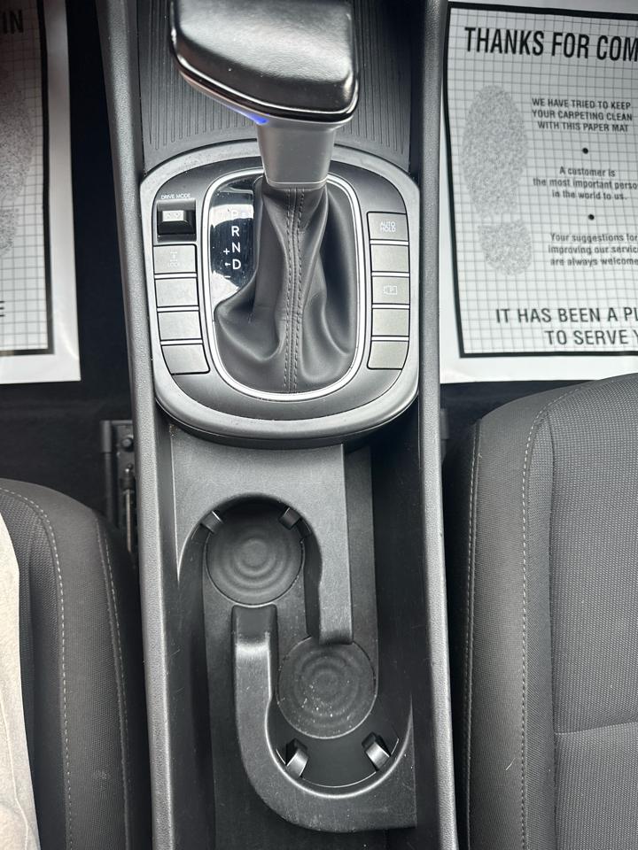 Hyundai Kona SEL AWD 2024