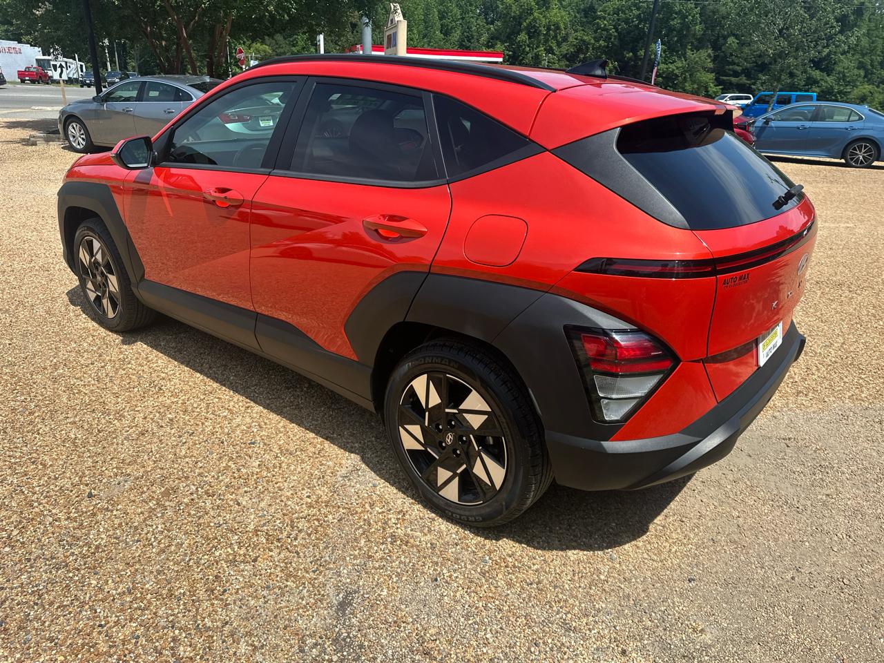 Hyundai Kona SEL FWD 2024