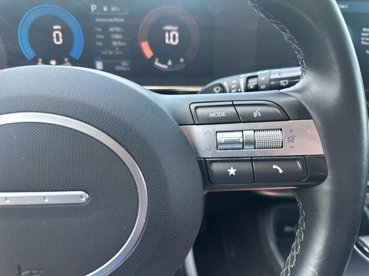 Hyundai Kona SEL FWD 2024