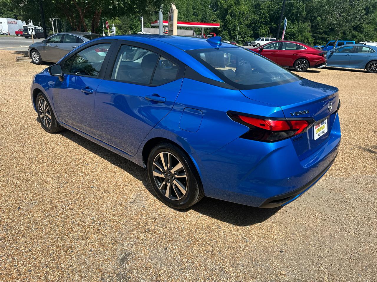 Nissan Versa SV CVT 2024