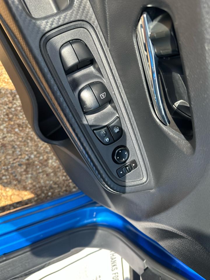 Nissan Versa SV CVT 2024