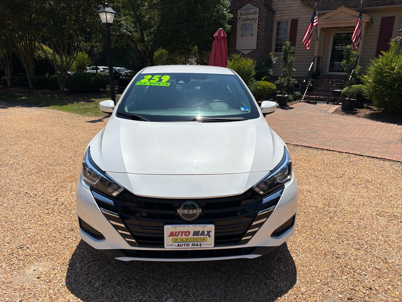 Nissan Versa SV CVT 2023
