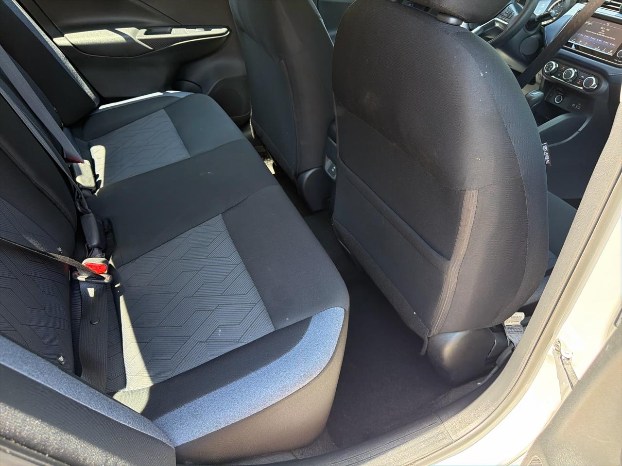 Nissan Versa SV CVT 2023