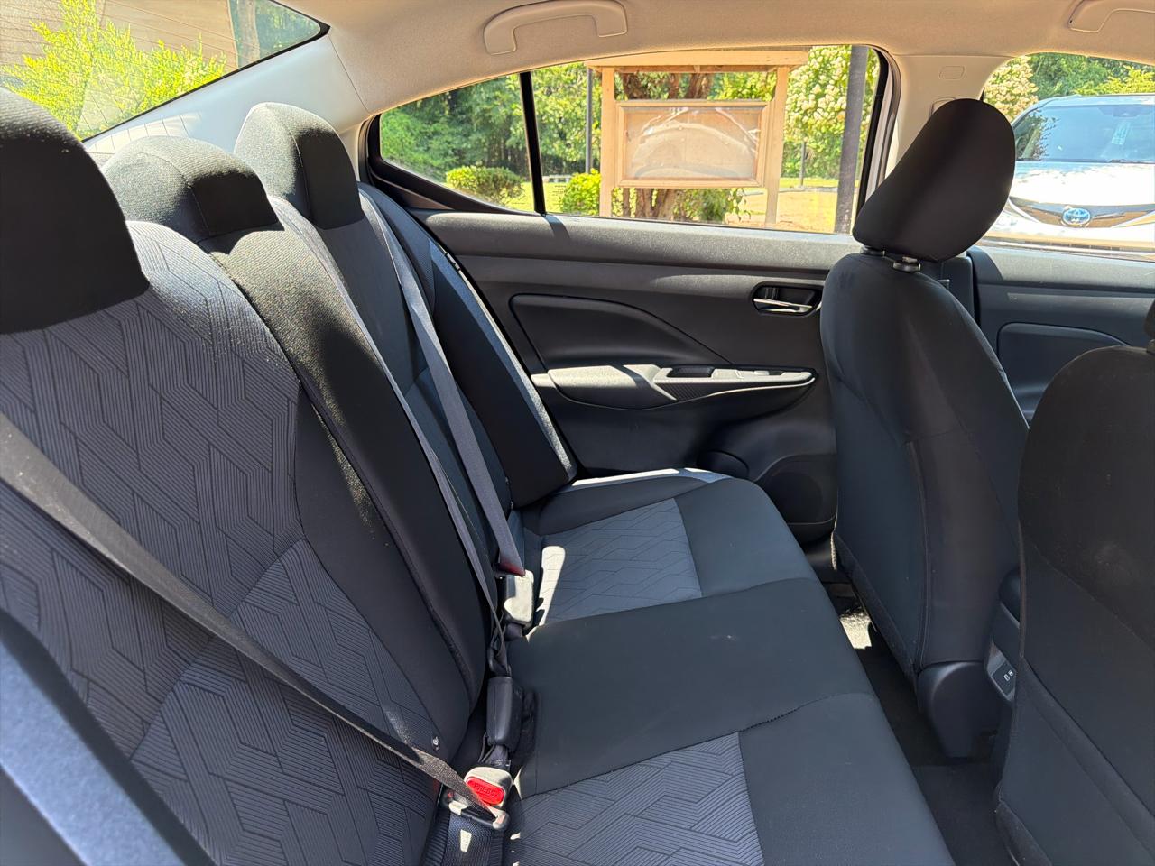 Nissan Versa SV CVT 2023