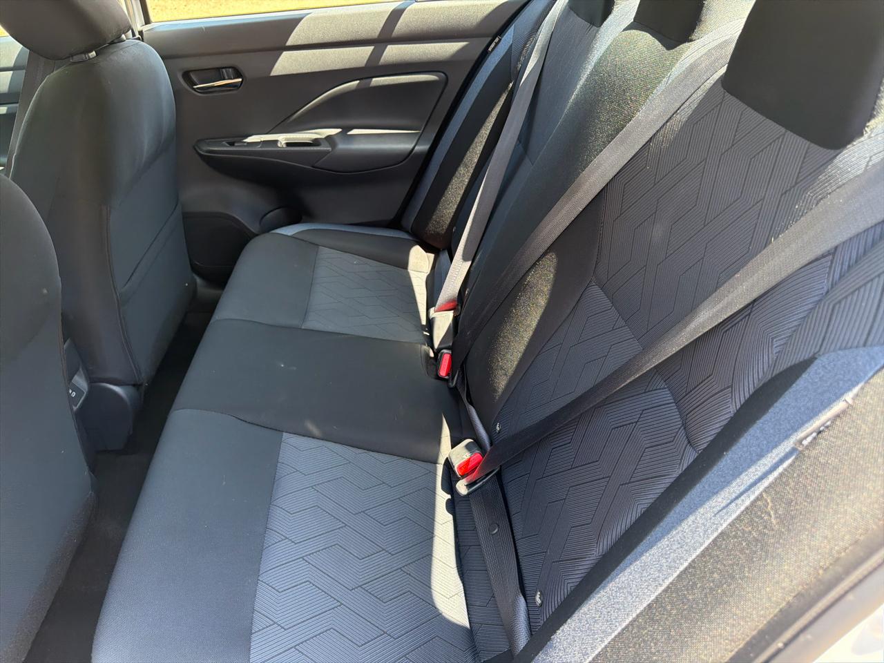 Nissan Versa SV CVT 2023