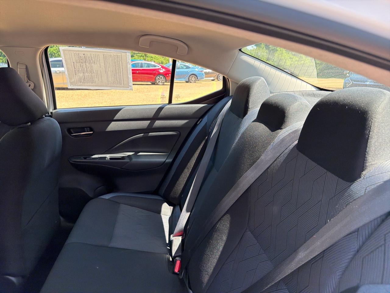 Nissan Versa SV CVT 2023