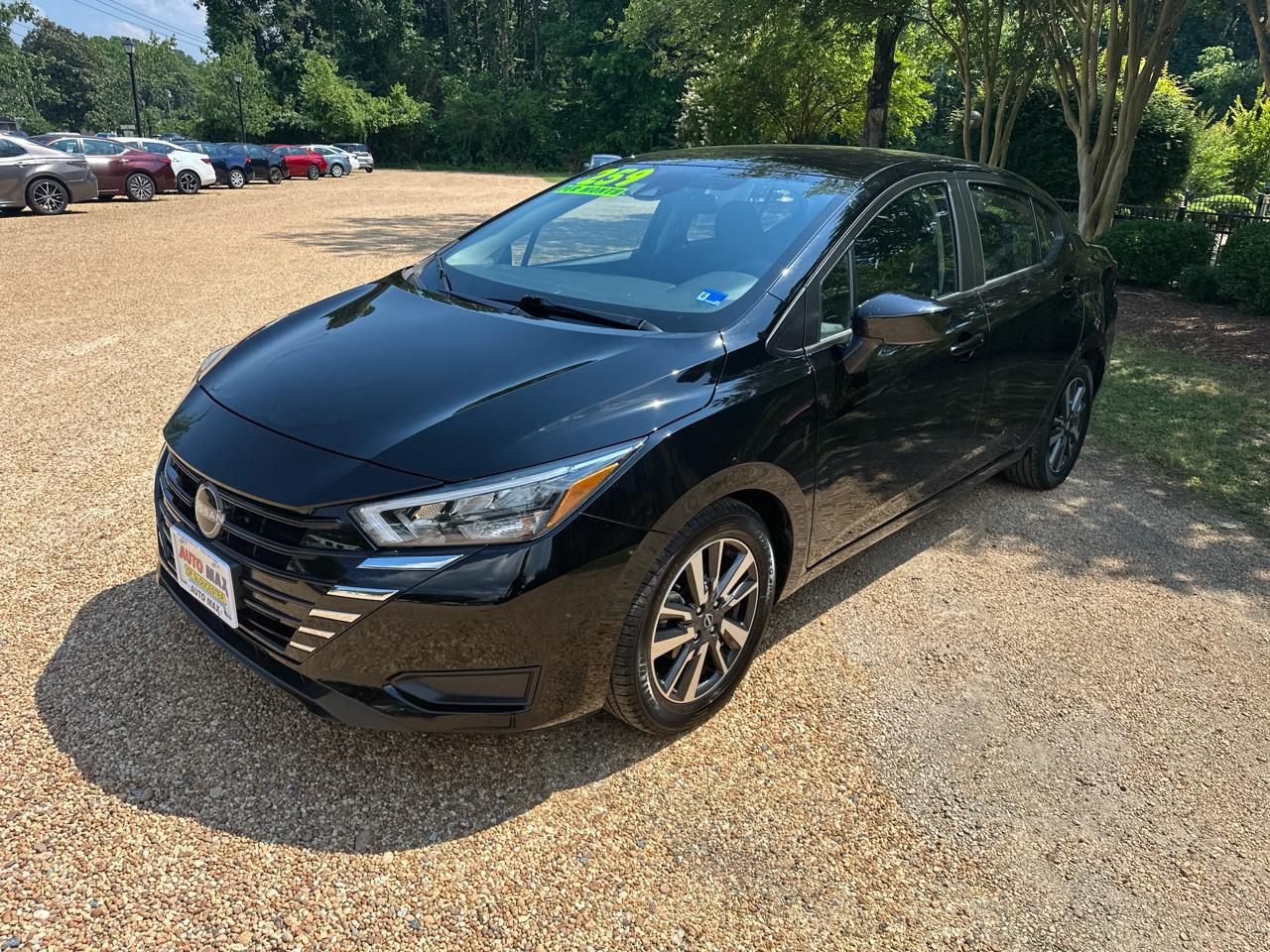 Nissan Versa SV CVT 2025